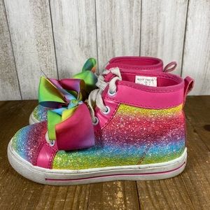 🔴 Jojo Siwa Sneakers